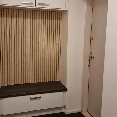 Porin Karhu, Away In Center, Free Parking Apartment *