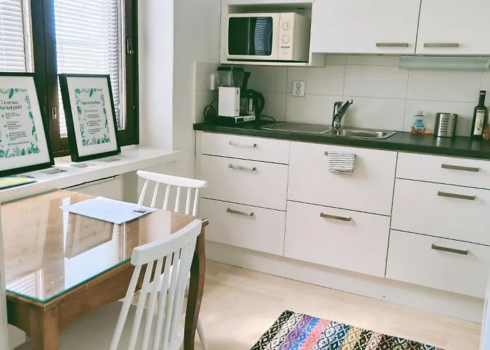 Porin Karhu, Away In Center, Free Parking *